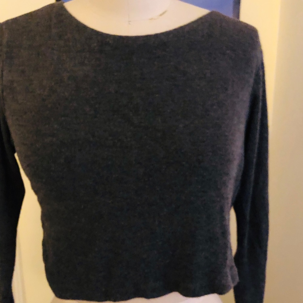 Gray knit Brandy Melville top